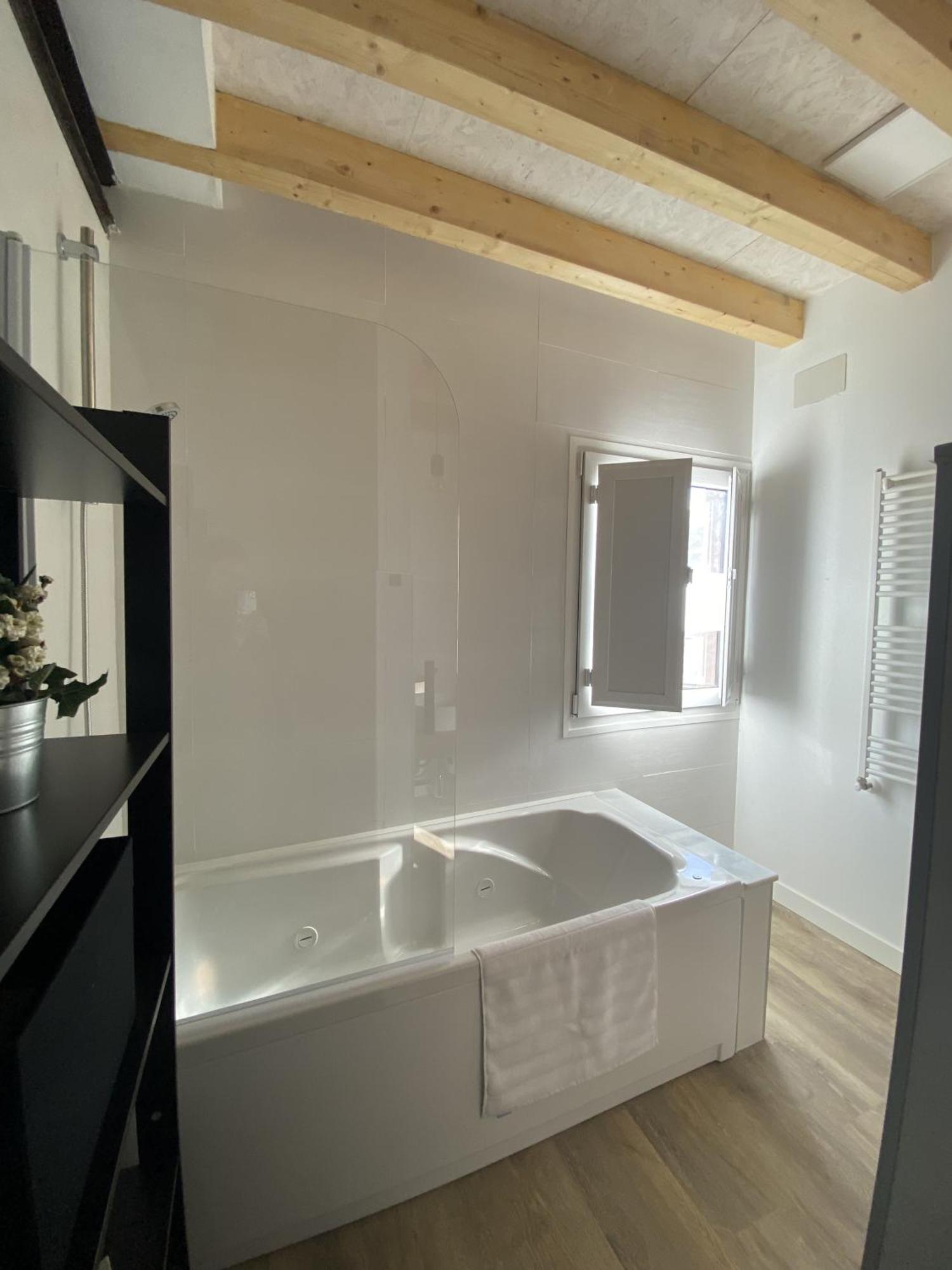 La Casa Del Barbero Villa Torrelavega Eksteriør bilde